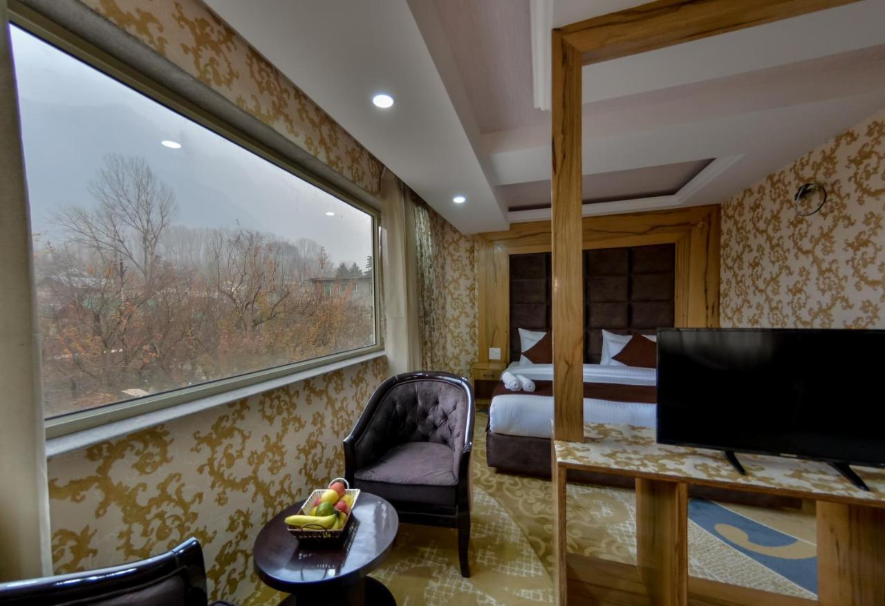 Hotel The Montreal Telbal Ngoại thất bức ảnh