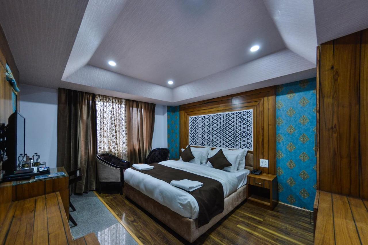 Hotel The Montreal Telbal Ngoại thất bức ảnh