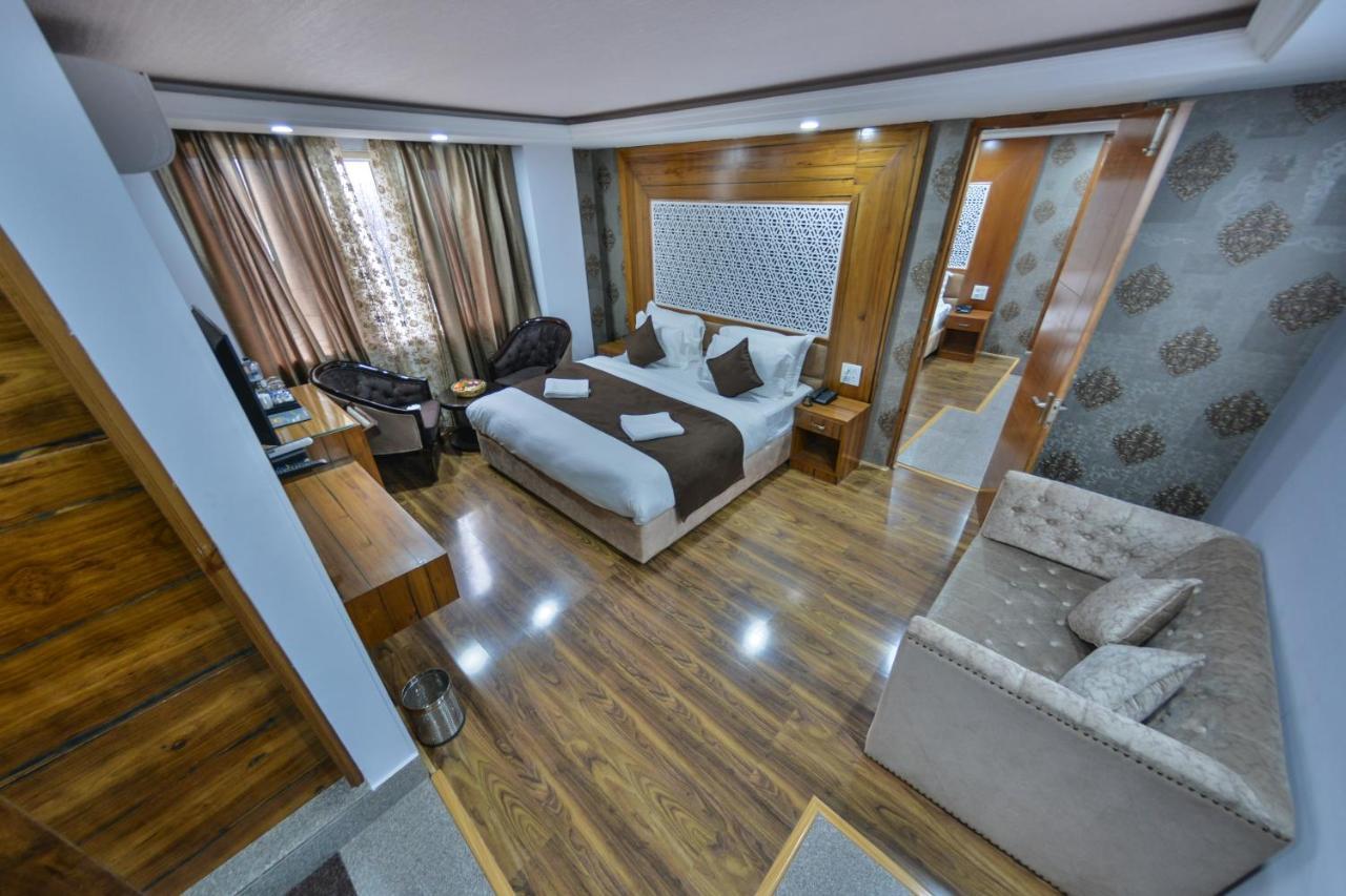 Hotel The Montreal Telbal Ngoại thất bức ảnh