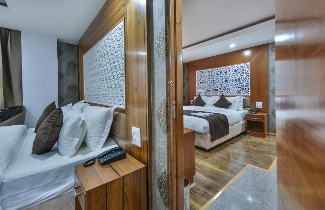 Hotel The Montreal Telbal Ngoại thất bức ảnh