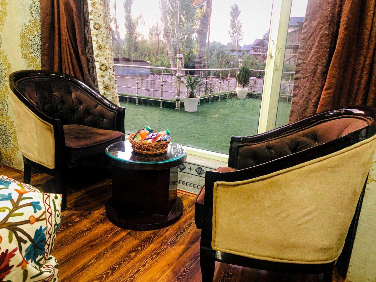 Hotel The Montreal Telbal Ngoại thất bức ảnh