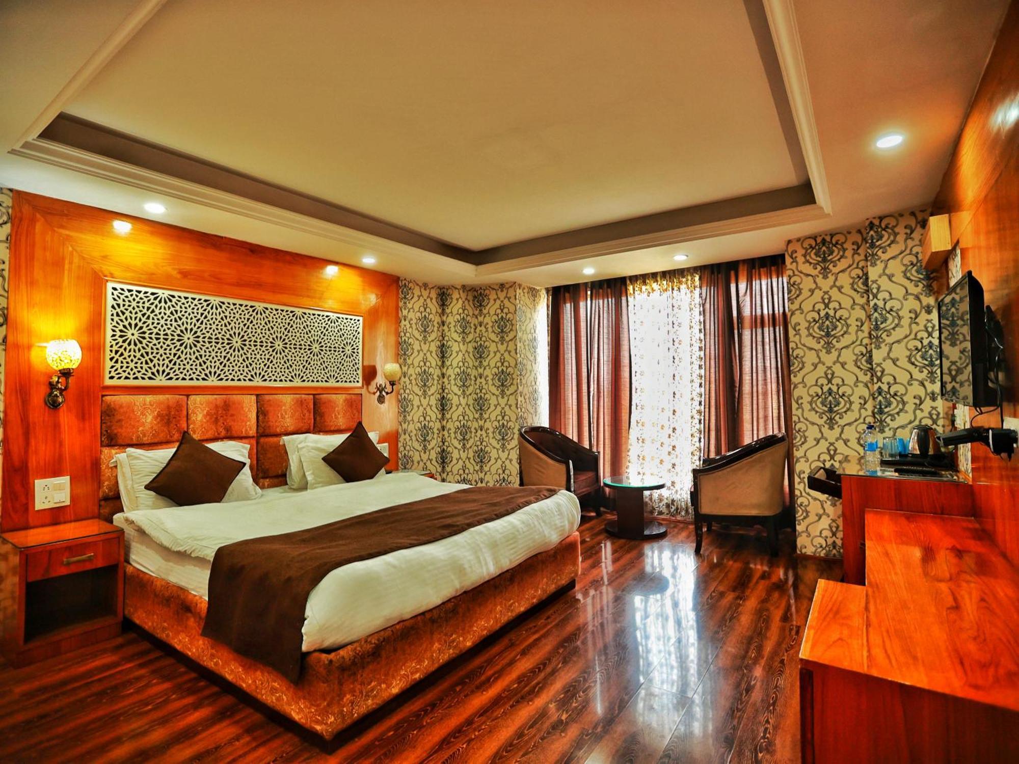 Hotel The Montreal Telbal Ngoại thất bức ảnh