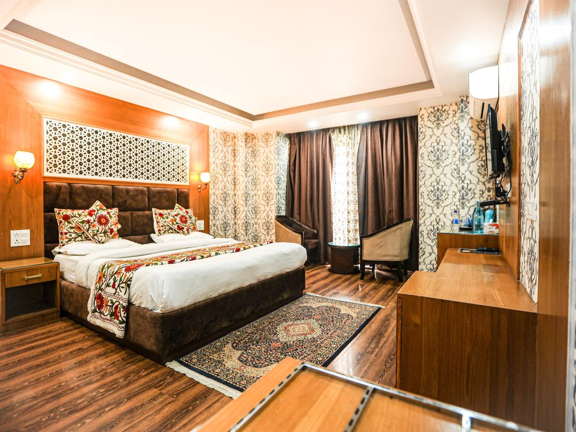 Hotel The Montreal Telbal Ngoại thất bức ảnh