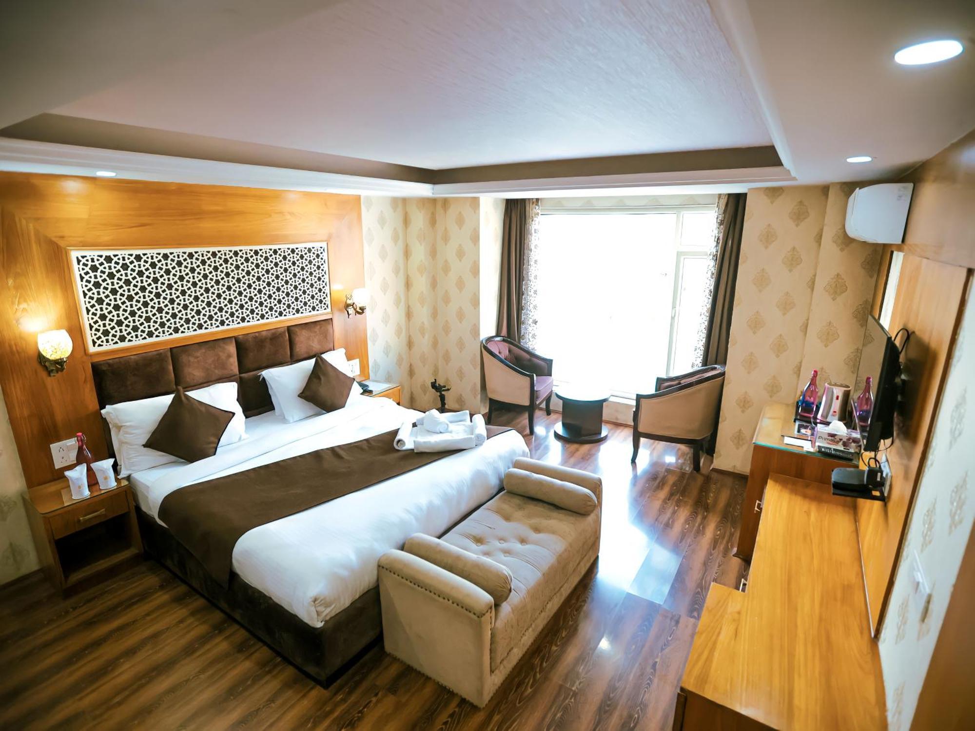 Hotel The Montreal Telbal Ngoại thất bức ảnh