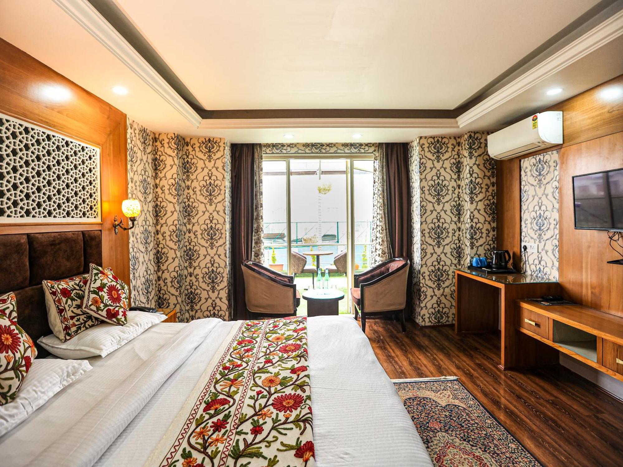 Hotel The Montreal Telbal Ngoại thất bức ảnh
