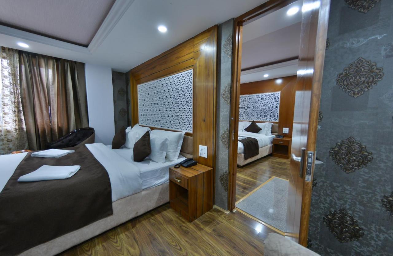 Hotel The Montreal Telbal Ngoại thất bức ảnh