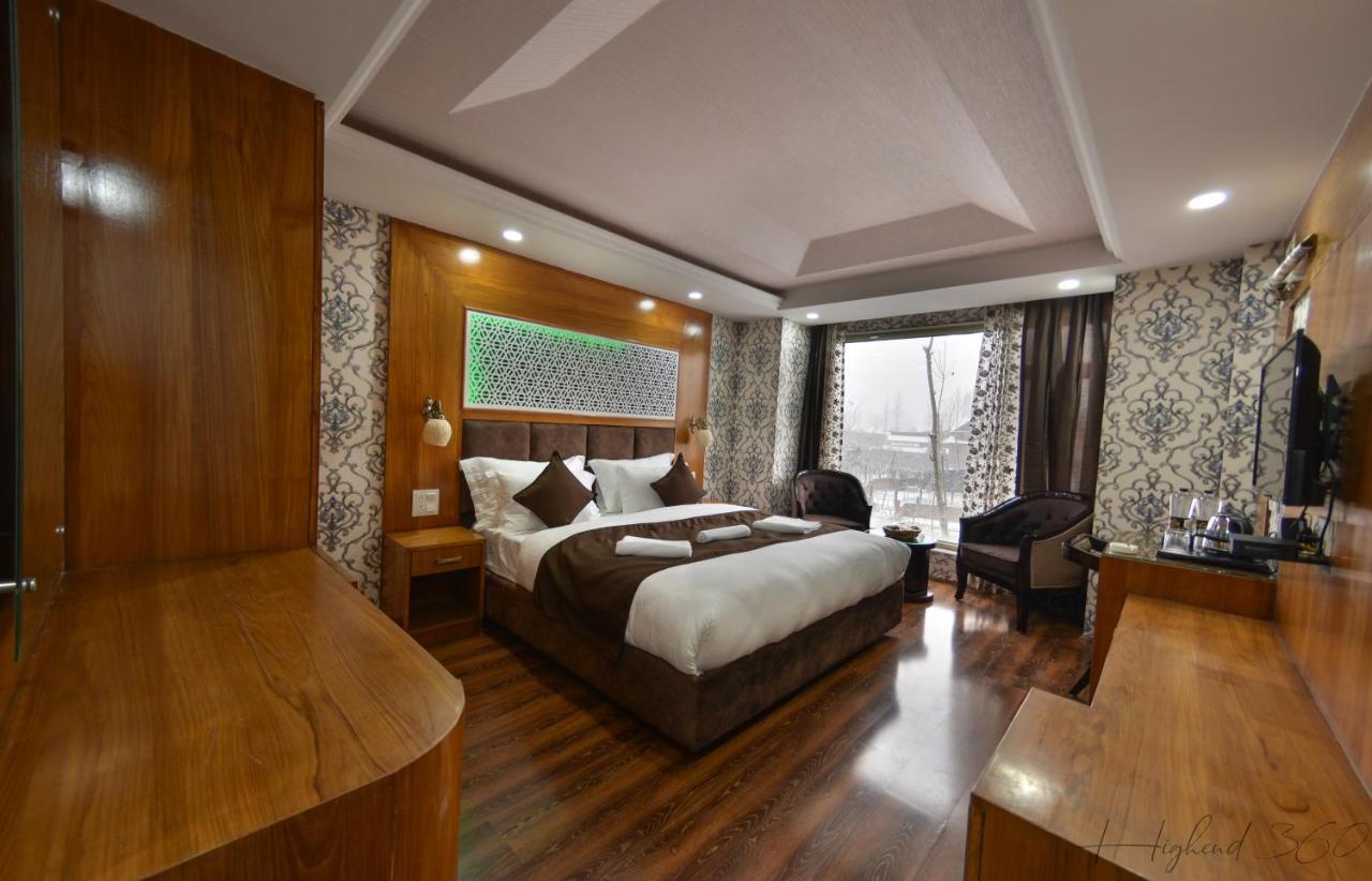 Hotel The Montreal Telbal Ngoại thất bức ảnh